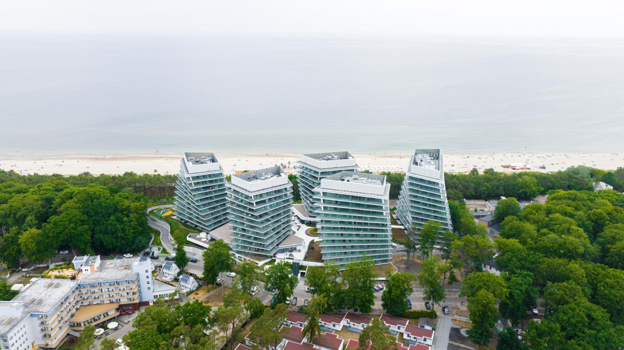 Апартаменти Wave Panorama - Sea View&spa