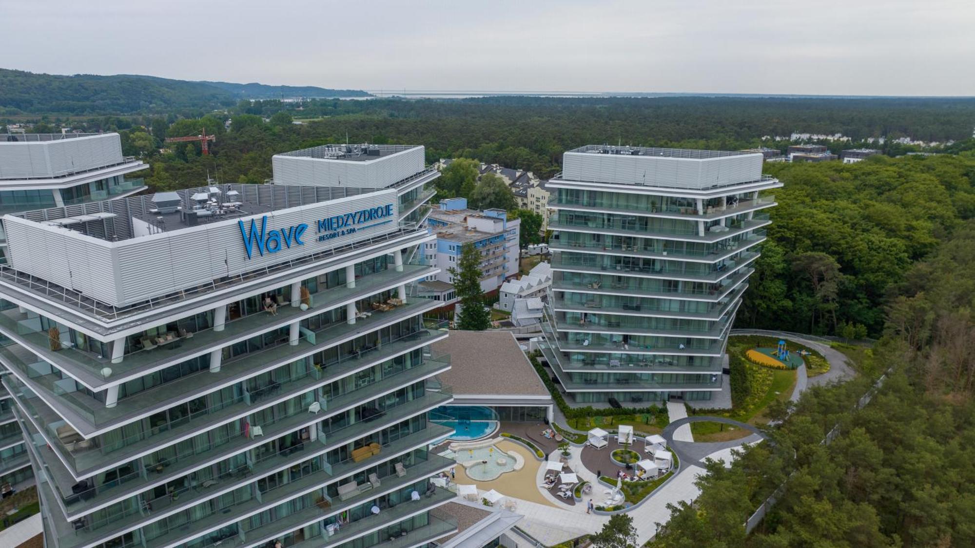 Апартаменти Wave Panorama - Sea View&spa